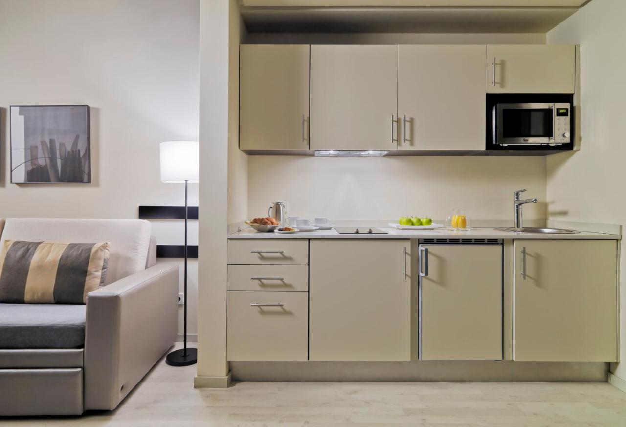 Отель H10 Berlin Ku'Damm Экстерьер фото